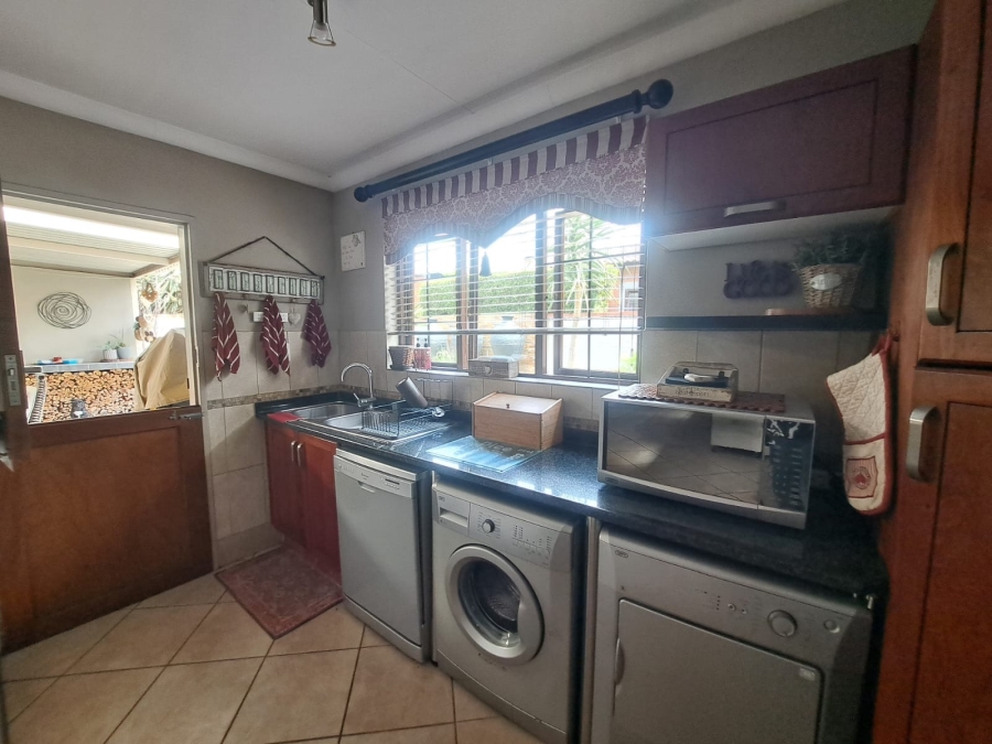3 Bedroom Property for Sale in Waterval East North West